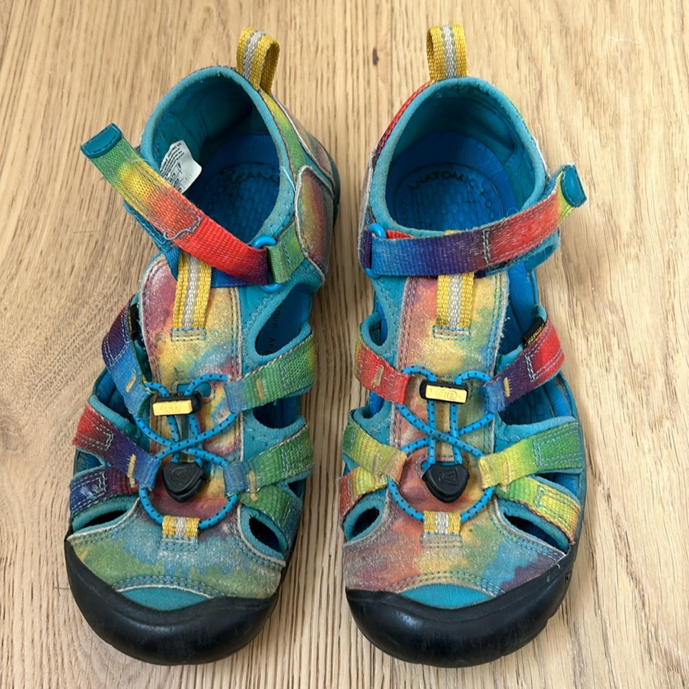 Keen sandals for kids size US 3
